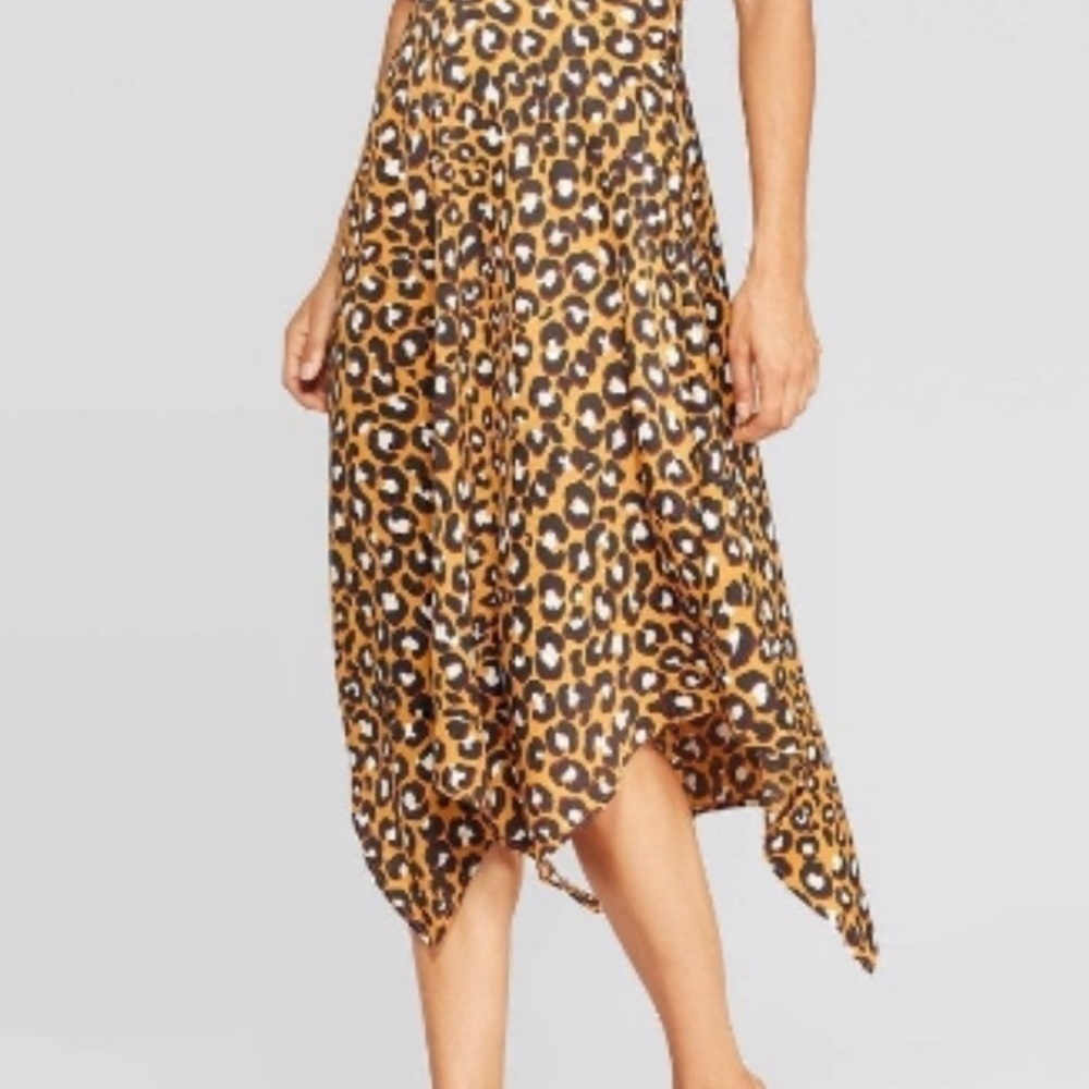 WHO WHAT WEAR Mustard Yellow Leopard Print Side Zip Skirt